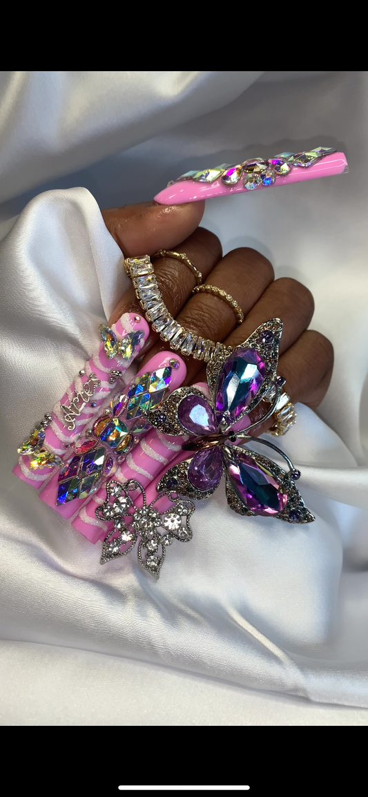 4xl Aries Butterfly Nails